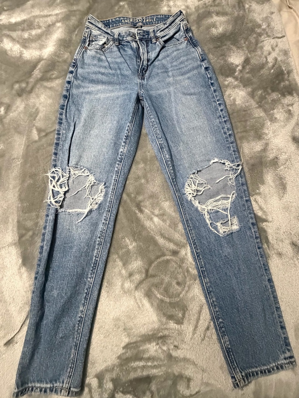 American Eagle Outfitters Medium Blue Distressed Straight Leg Jeans